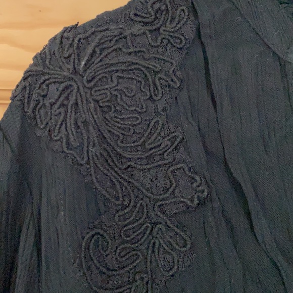 Kensie Jeans Black Shirt size L, Lovely Details - Picture 4 of 8